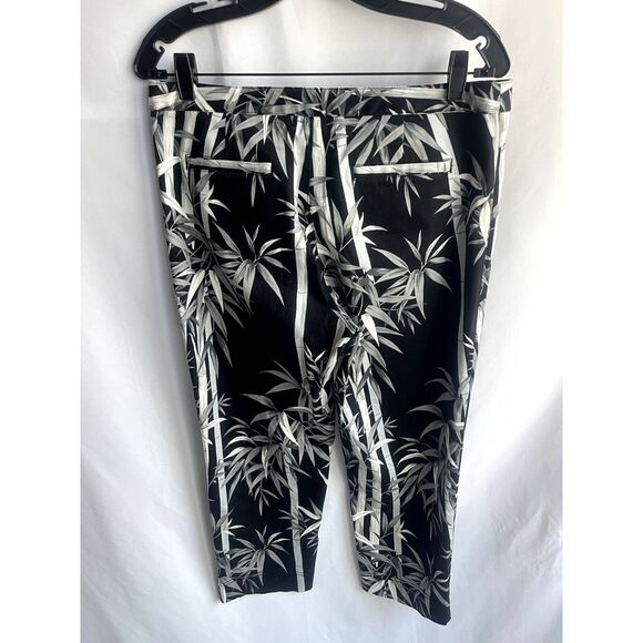 Tommy Bahama Stretch Tropical Black Capri Pants Size 8 Vacation Beachy Mom Core - Picture 4 of 11